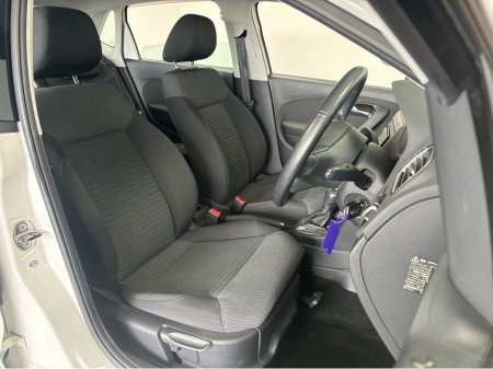 2012 Volkswagen Polo - thumbnail 6