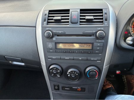 2012 Toyota Corolla 1.33 TERRA MC 4DR €3,950 thumbnail