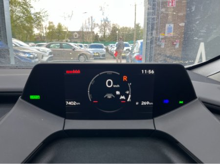 2025 Toyota Prius - thumbnail 18