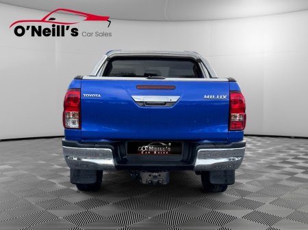 2018 Toyota Hilux - thumbnail 8