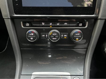 2019 Volkswagen Golf - thumbnail 16