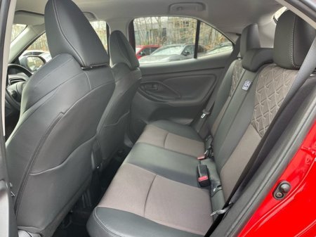 2022 Toyota Yaris Cross - thumbnail 7