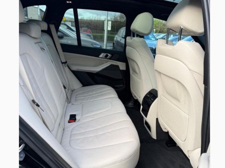 2019 BMW X5 xDrive30d M Sport €64,950 thumbnail