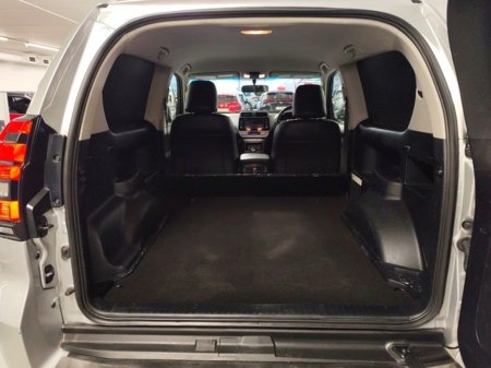 2023 Toyota Landcruiser - thumbnail 10