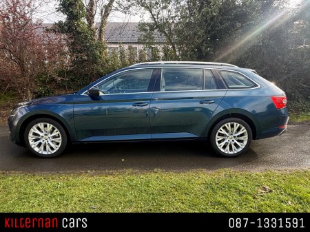 2022 Skoda Superb - thumbnail 5