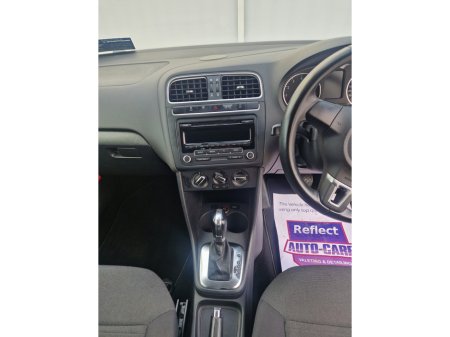 2013 Volkswagen Polo - thumbnail 16