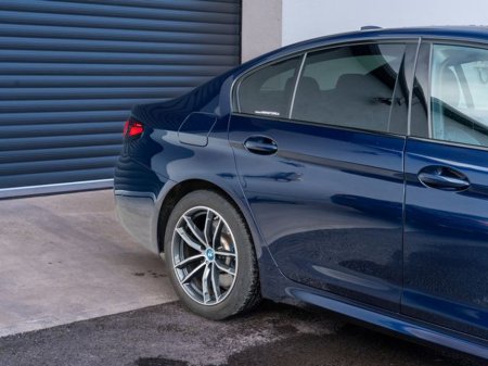 2023 BMW 5 Series - thumbnail 4