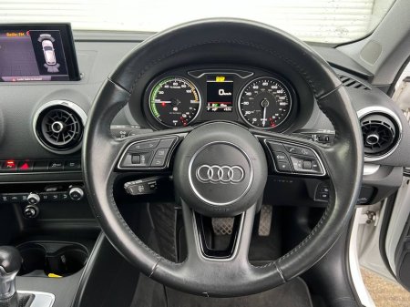 2018 Audi A3 - thumbnail 4