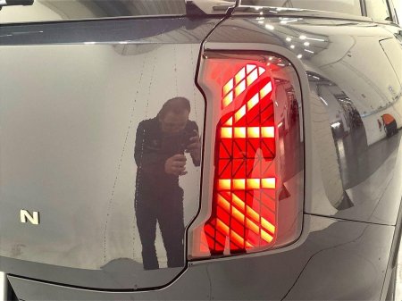 2025 MINI Countryman C €44,950 thumbnail