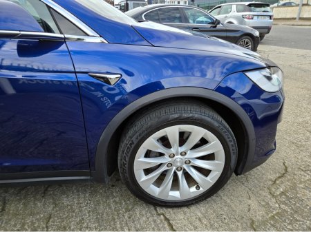 2019 Tesla Model X - thumbnail 18