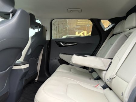 2022 Kia EV6 Earth €31,995 thumbnail