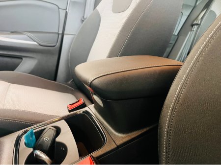 2023 Opel Grandland OPEL EDITION Plug In Hybrid As New Only 8000 Kms Huge Spec Now On Sale www.bolands.ie Est.1955 €28,950 thumbnail