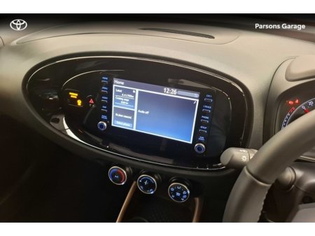 2023 Toyota Aygo X AYGO X 1.0 DESIGN S-CVT €19,995 thumbnail