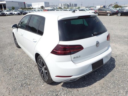 2018 Volkswagen Golf 1.4 Highline Tech Edition €19,500