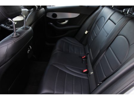 2015 Mercedes-Benz C Class C220D AMG LINE PREMIUM 4DR SALOON AUTO // PANORAMIC SUNROOF //  STUNNING CAR FINISHED IN ICE SILVER // BUY WITH CONFIDENCE AA AND SIMI APPROVED DEALER 2026 // FINANCE ARRANGED // ALL TRADE INS WELCOME €16,950 thumbnail