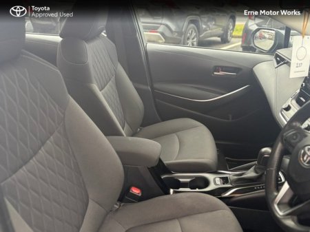 2022 Toyota Corolla COROLLA HYB LUNA SALOON €23,450 thumbnail