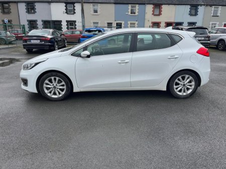 2018 Kia Ceed - thumbnail 2