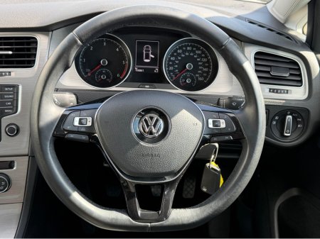 2015 Volkswagen Golf - thumbnail 17