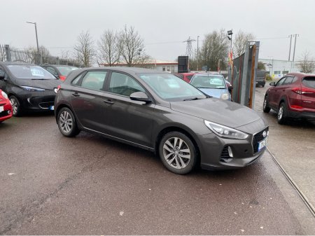 2017 Hyundai i30 I 30 DELUXE 5DR €10,500 thumbnail