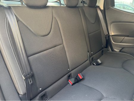 2017 Renault Clio 1.2 RL AUTO 5DR €11,495 thumbnail