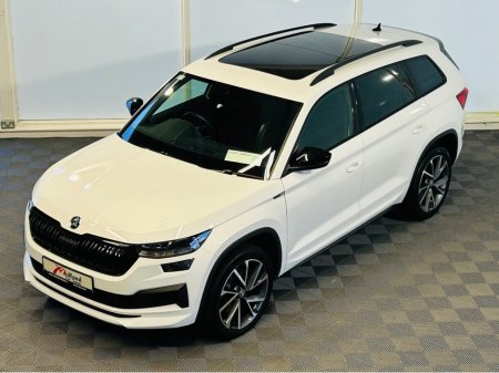 2024 Skoda Kodiaq *PAN ROOF*7S SPORTLINE 2.0 TDI 150HP D €52,800 thumbnail