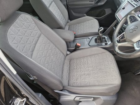 2023 Volkswagen Tiguan - thumbnail 9