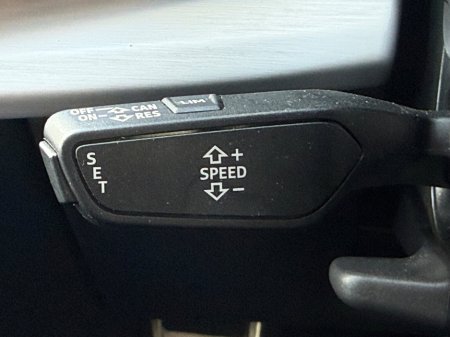 2020 Audi Q8 - thumbnail 26