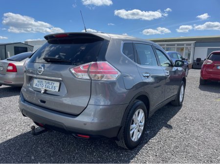 2016 Nissan X-Trail 1.6 DCI ACENTA 128BHP 5DR 130PS 7SEATS €7,995 thumbnail