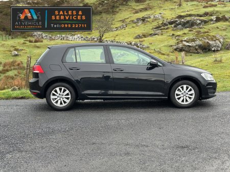 2013 Volkswagen Golf - thumbnail 22