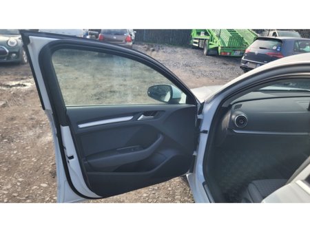 2014 Audi A3 - thumbnail 6