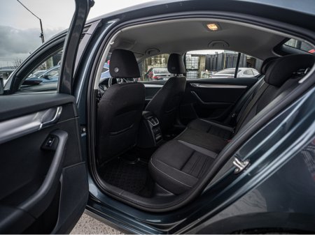 2018 Skoda Octavia 2018 Octavia 1.6tdi Automatic/High spec/1yr Warran €15,888 thumbnail