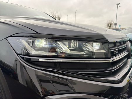 2026 Volkswagen Touareg Touareg R-Line Final Edition 231HP €113,980 thumbnail