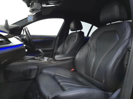 2017 BMW 5 Series - thumbnail 14