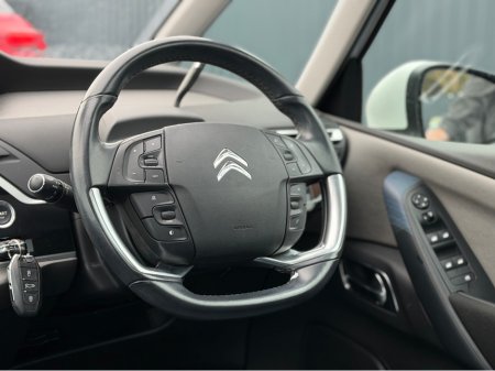 2018 Citroen Grand C4 Picasso EXECUTIVE - 2.0L DIESEL - AUTO - 7 SEATS - 12M WARRANTY - CAR:  1717 €16,950 thumbnail