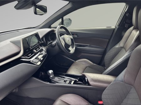 2017 Toyota C-HR - thumbnail 4