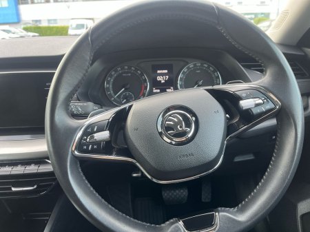 2023 Skoda Octavia - thumbnail 14