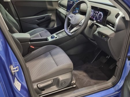 2026 Volkswagen T-Roc - thumbnail 8