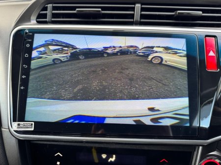 2019 Honda Grace - thumbnail 18