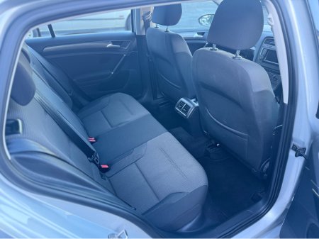 2013 Volkswagen Golf SE TSI TECHNOLOGY BLUEMOTION €10,995 thumbnail