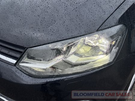 2017 Volkswagen Polo 1.2 , AUTO // EXTREMELY LOW MILEAGE €13,950 thumbnail