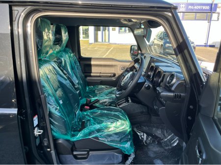 2025 Suzuki Jimny - thumbnail 10