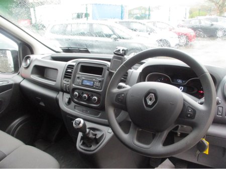 2021 Renault Trafic SL30 ENERGY DCI 120 BUSINESS BUSINESS+ €14,024 thumbnail