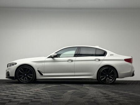 2018 BMW 5 Series 530E M SPORT €21,990 thumbnail