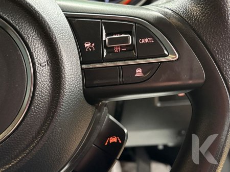 2021 Suzuki Swift - thumbnail 19