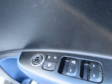 2014 Hyundai i10 - thumbnail 13