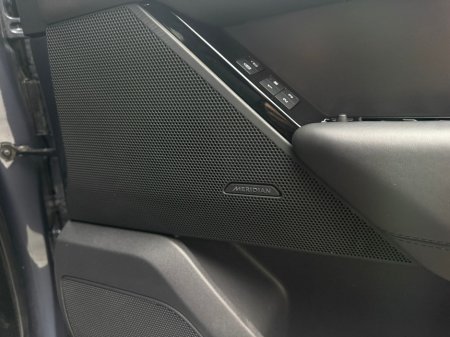 2024 Land Rover Range Rover Velar HSE DYNAMIC P400E €64,990 thumbnail