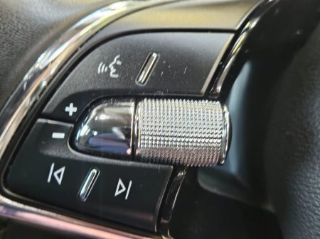 2021 Skoda Octavia - thumbnail 10