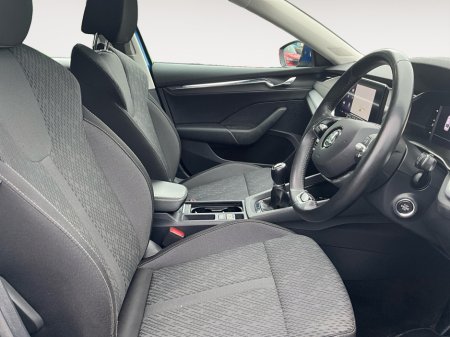 2023 Skoda Octavia STYLE 2.0 TDI 115HP 5DR €30,000 thumbnail