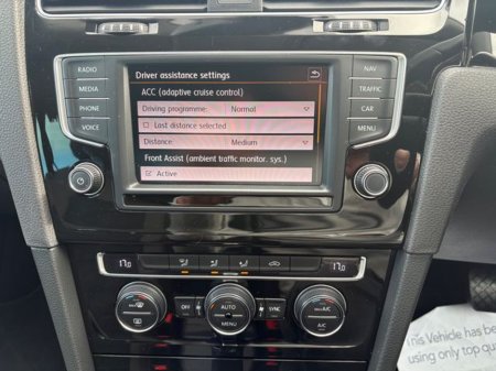 2016 Volkswagen Golf - thumbnail 16