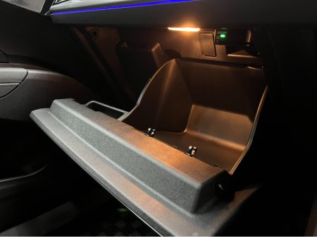 2023 Audi Q4 e-tron €34950 2023 AUDI Q4 E-TRON SPORTBACK 40 ADVANCED ELECTRIC AUTOMATIC / CRUISE CONTROL / 360° PARKING CAMERA / HEATED FRONT & REAR SEATS / PADDLE SHIFTS / AMBIENT LIGHTS / APPLE CARPLAY €34,950 thumbnail